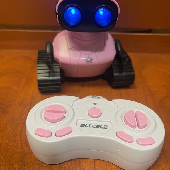 Pink Remote Control Robot Toy - Picture 9 of 14
